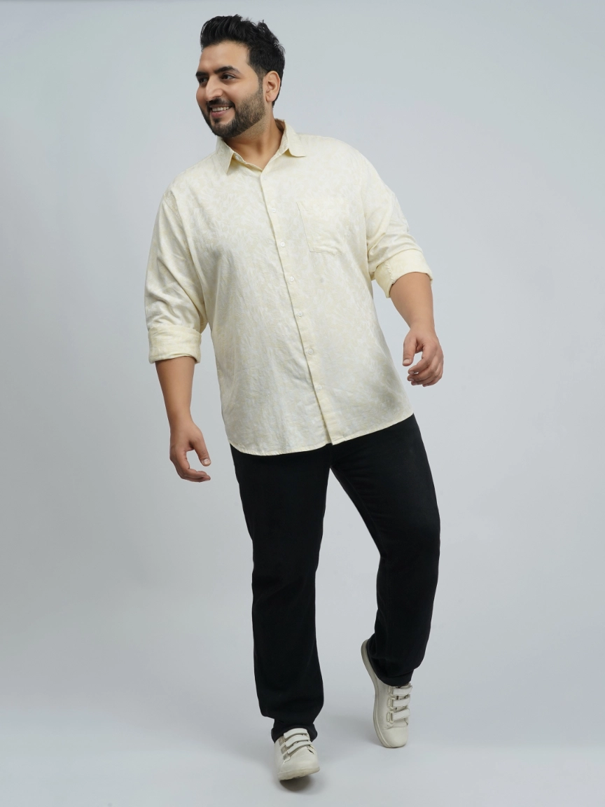 Soft Yellow Textured Leaf-Print Plus-Size Shirt for Men (3XL–4XL)