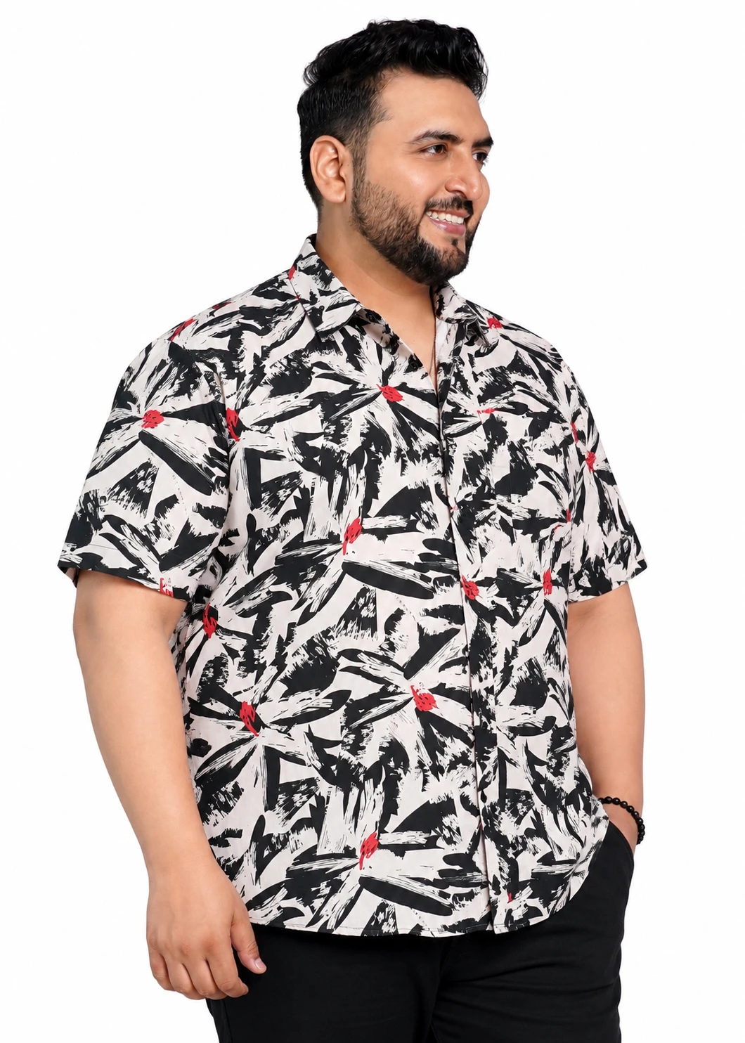 Black and White Leaf Print Half-Sleeve Plus Size Shirt alternate view